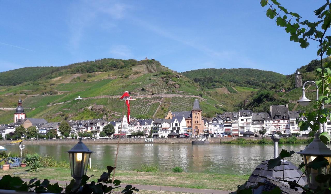 Ferienwohnung Roter Riesling Zell Buitenkant foto